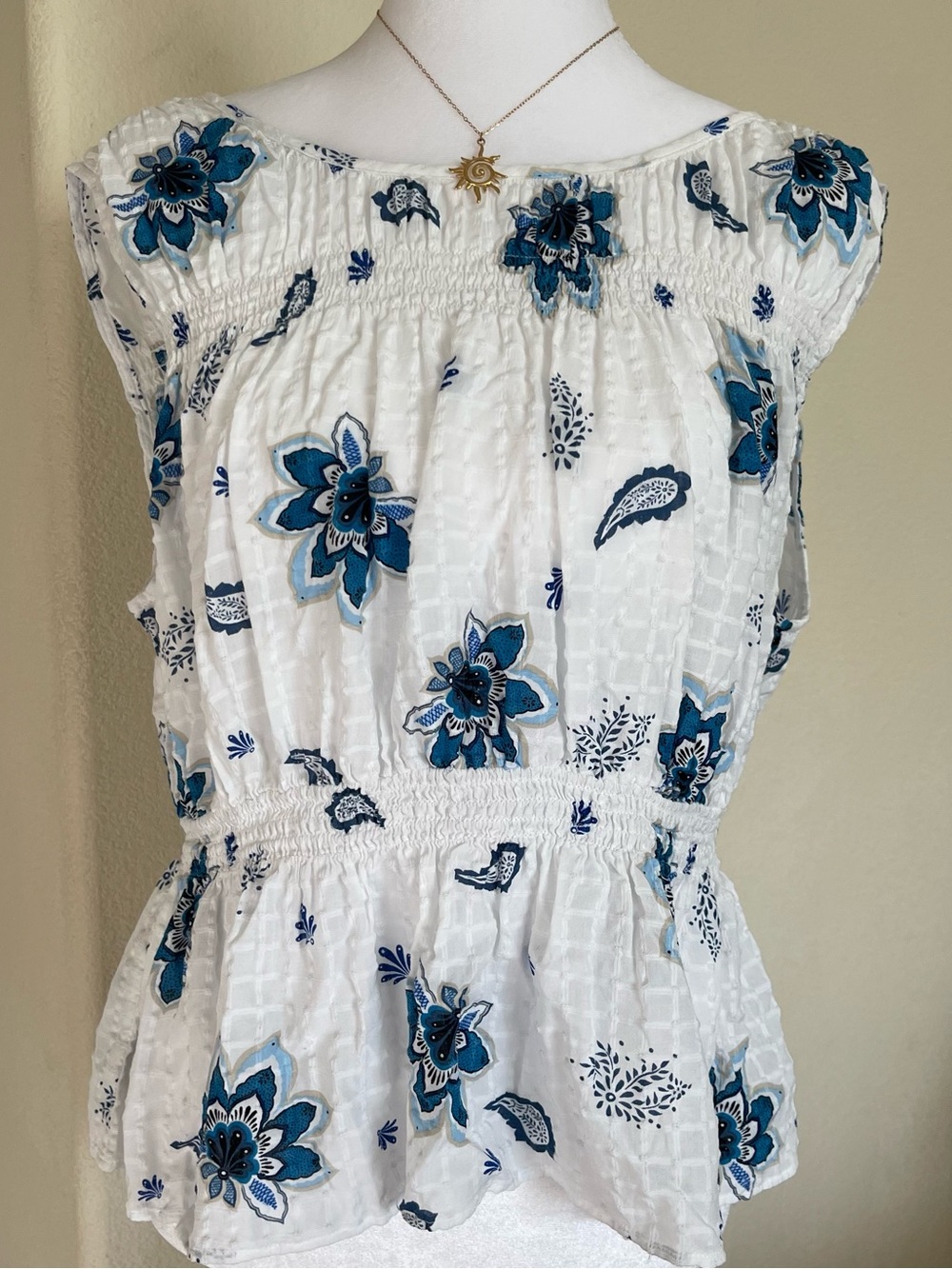 LOFT Lightweight Paisley Plaid Short Sleeve Smocked Peplum Top | Size XL - Picture 2 of 8